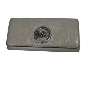 Michael Kors Fulton Gray Pebbled Leather Continental Wallet